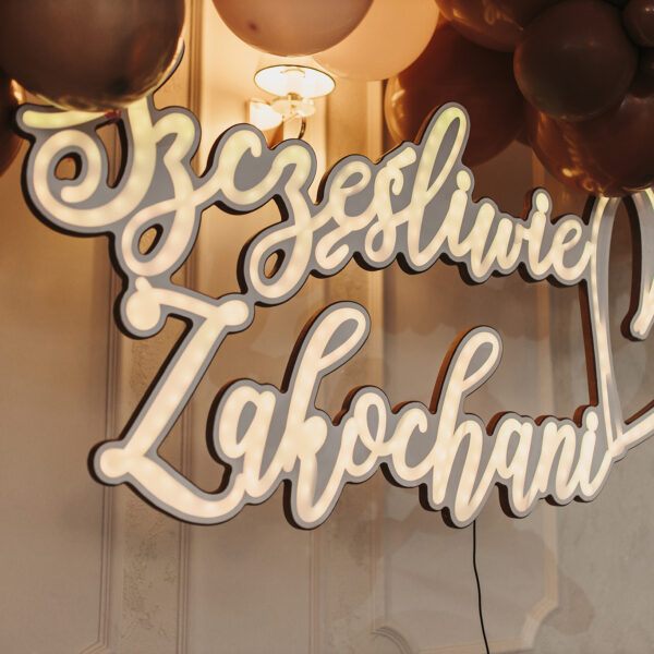 1081 Szczęśliwie Zakochani